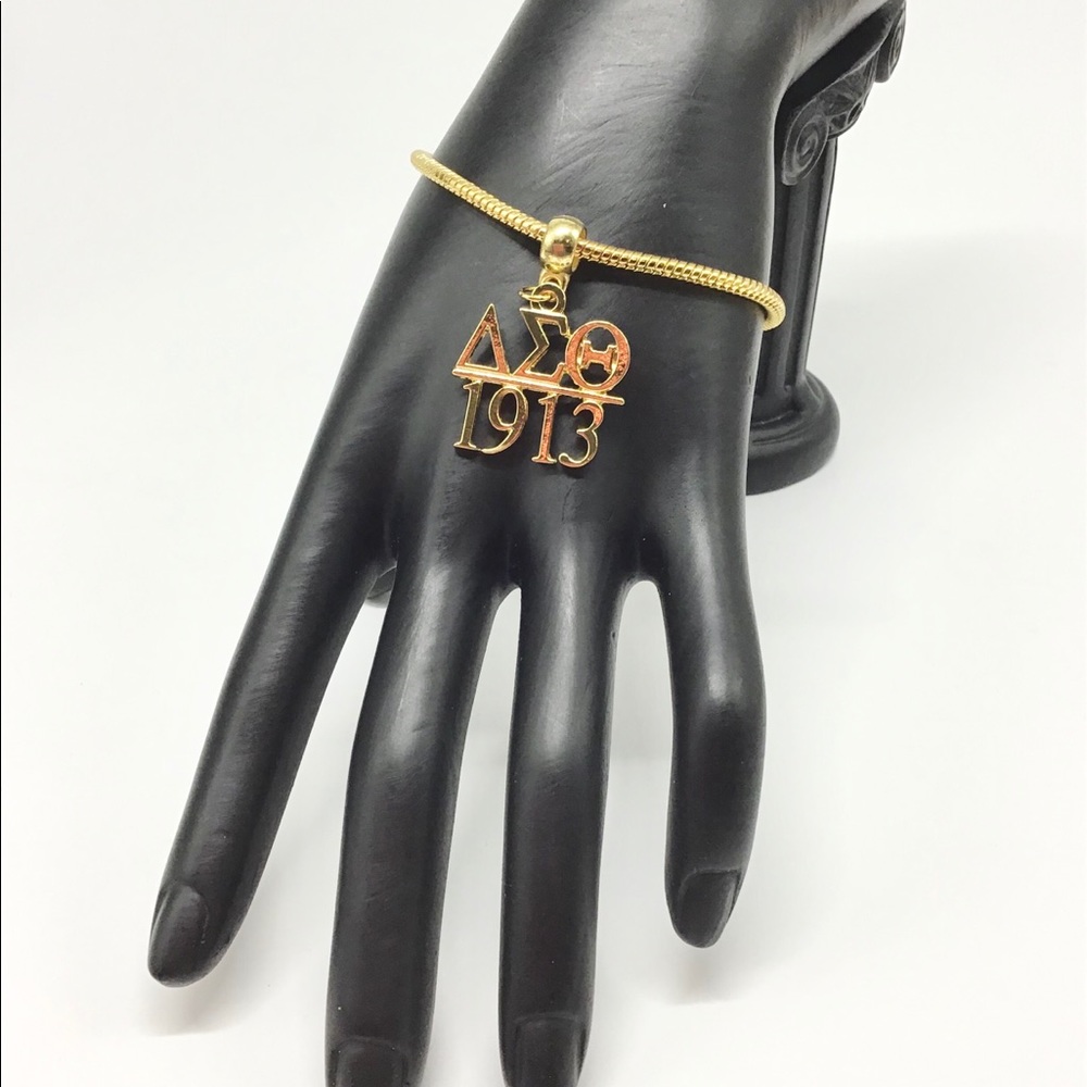 Delta Sigma Theta Charm Bracelet View 2